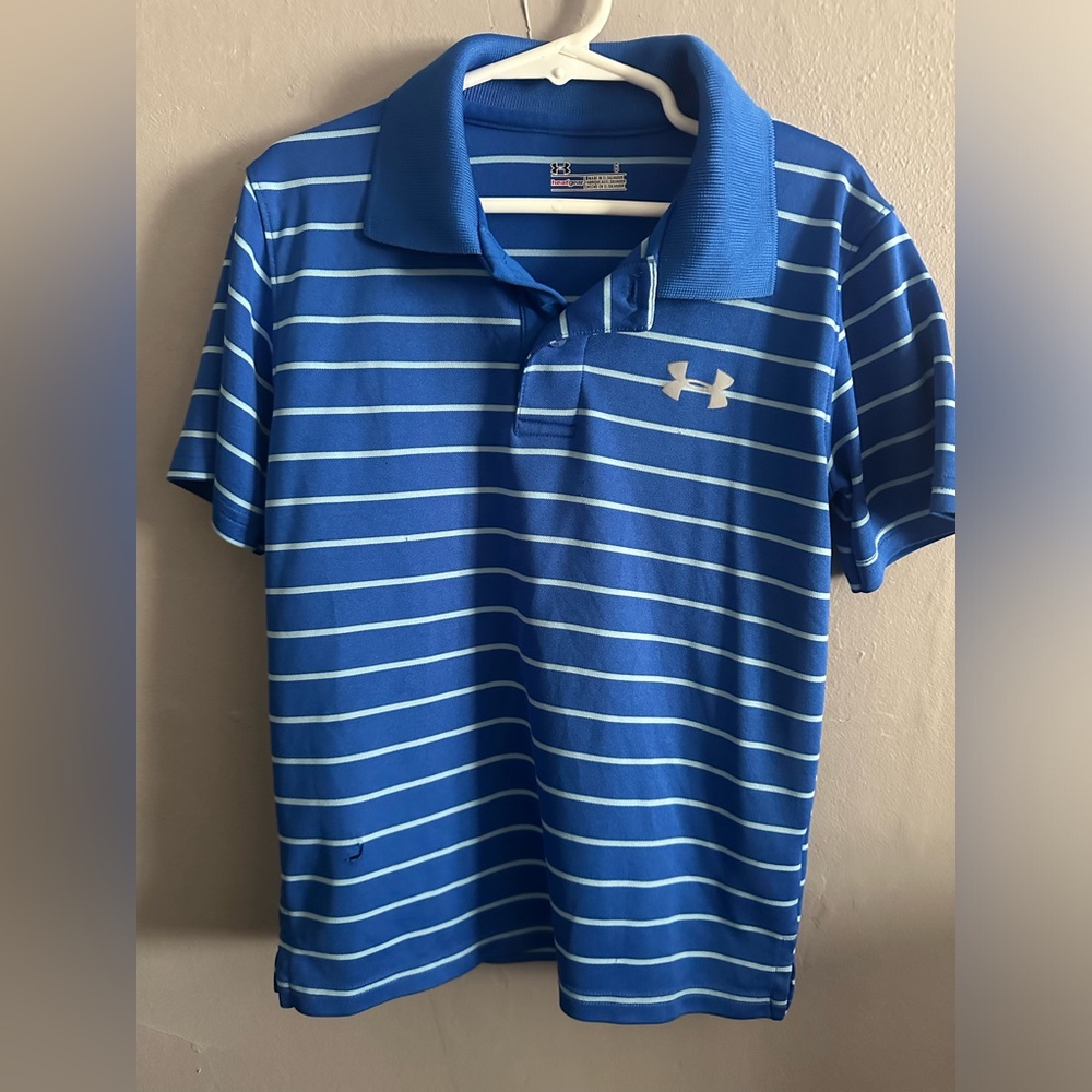Boys UA polo.